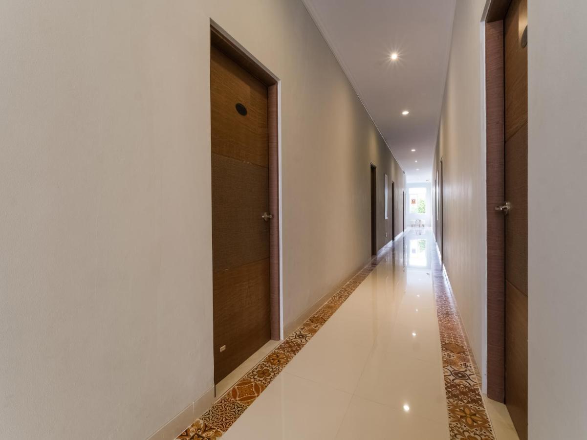 Super Oyo Collection O 90023 Damar Kusumo Guest House Maguwo Luaran gambar
